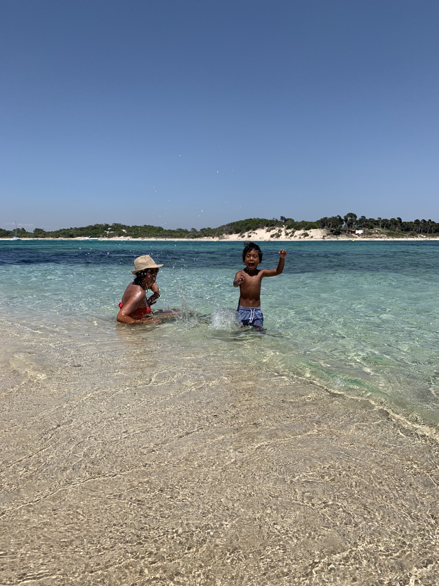 Apartamentos familiares en Mallorca: por qué son la mejor opción para viajar con niños